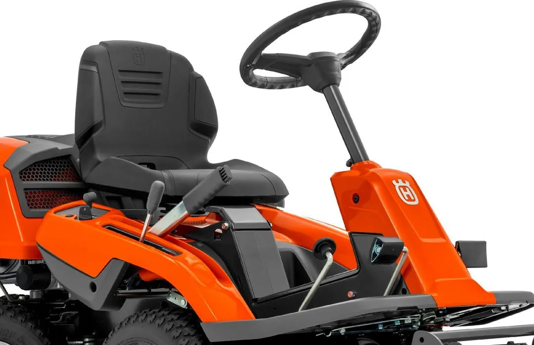 Husqvarna R 214C Frontmäher mit Combi 94 Mähdeck Hydrostat – Bild 2